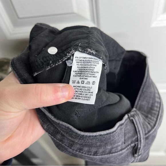 Free People Great Heights Distressed Frayed Hem Black Skinny Jeans Size 24 - Picture 6 of 7